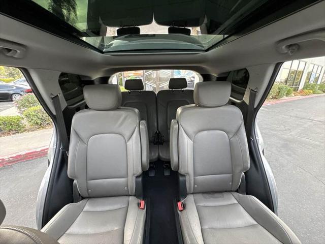 2017 Hyundai Santa Fe Limited Ultimate