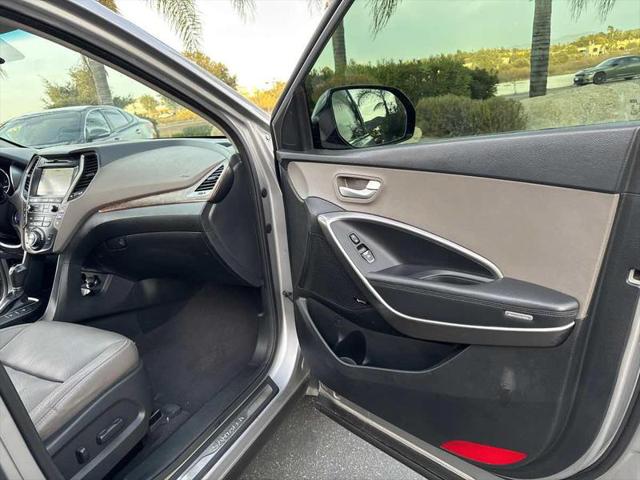 2017 Hyundai Santa Fe Limited Ultimate