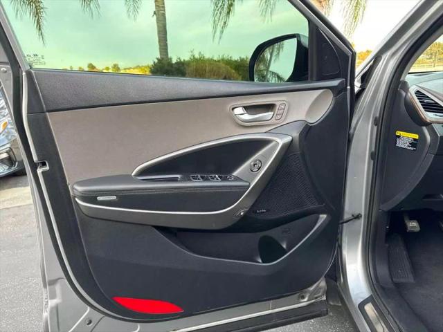 2017 Hyundai Santa Fe Limited Ultimate