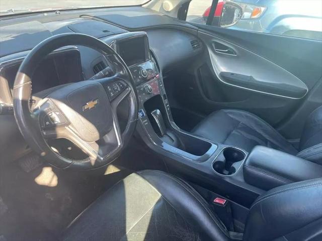 2012 Chevrolet Volt Sedan 4D