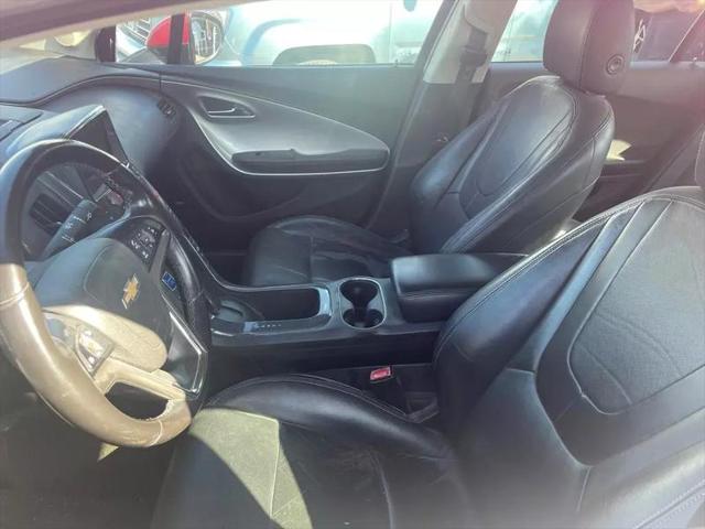 2012 Chevrolet Volt Sedan 4D