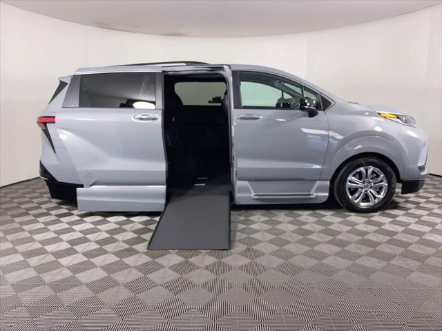 2023 Toyota Sienna XSE