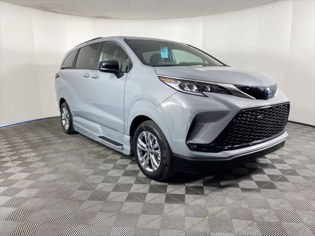 2023 Toyota Sienna XSE