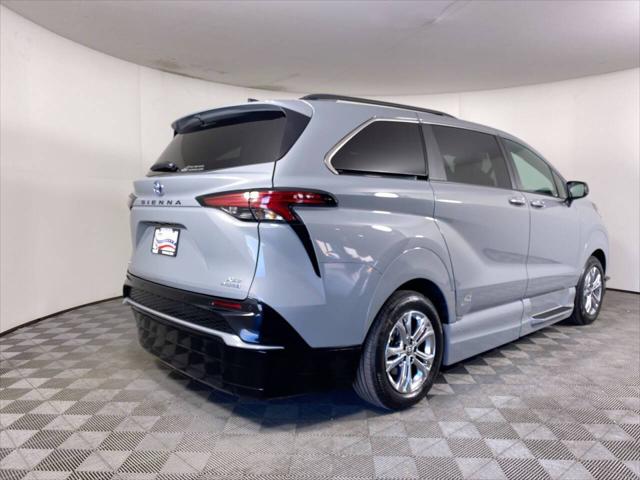 2023 Toyota Sienna XSE