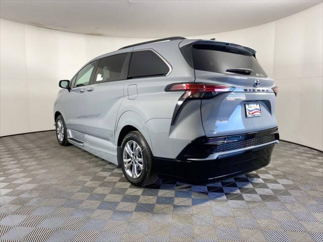 2023 Toyota Sienna XSE