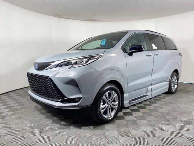 2023 Toyota Sienna XSE