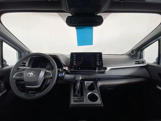 2023 Toyota Sienna XSE
