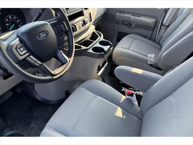 2025 Ford E-350 Cutaway E-Series Cutaway