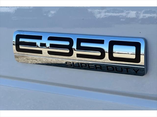 2025 Ford E-350 Cutaway E-Series Cutaway