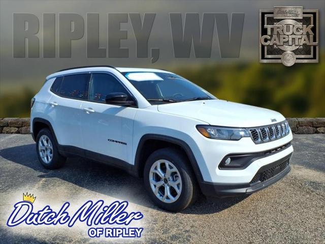 2025 Jeep Compass COMPASS LATITUDE 4X4