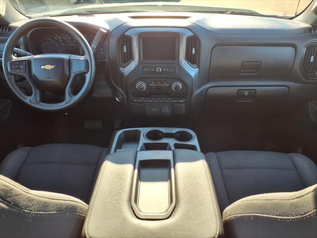 2023 Chevrolet Silverado 1500 2WD Crew Cab Short Bed Custom