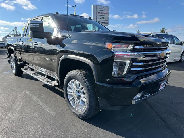 2022 Chevrolet Silverado 2500HD 4WD Crew Cab Standard Bed High Country