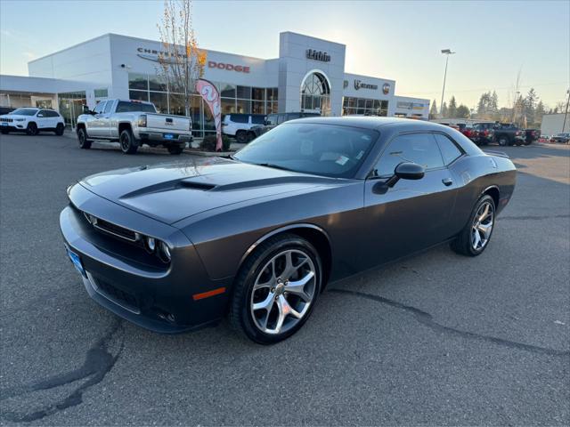 2016 Dodge Challenger SXT Plus