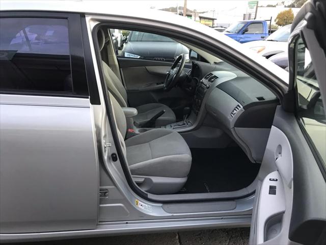 2011 Toyota Corolla LE
