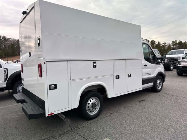 2024 Ford Transit Cutaway T-350