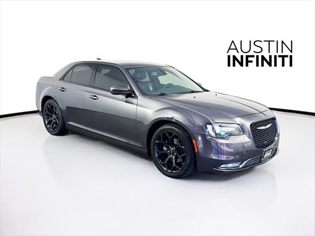 2019 Chrysler 300