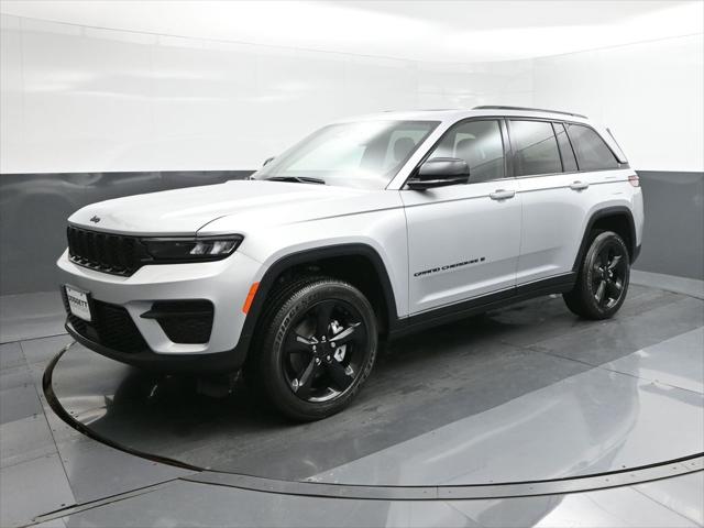 2025 Jeep Grand Cherokee GRAND CHEROKEE ALTITUDE X 4X2