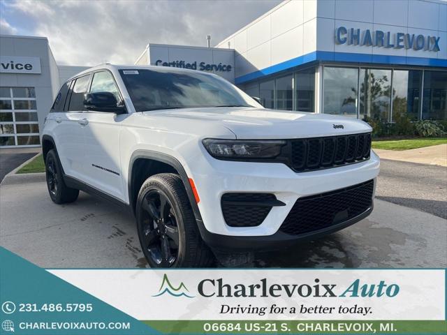 2025 Jeep Grand Cherokee GRAND CHEROKEE ALTITUDE 4X4 2025 Jeep Grand Cherokee GRAND CHEROKEE ALTITUDE 4X4