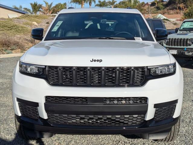2025 Jeep Grand Cherokee GRAND CHEROKEE L ALTITUDE 4X4