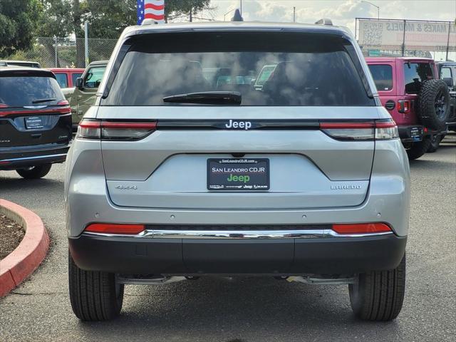 2025 Jeep Grand Cherokee GRAND CHEROKEE LAREDO X 4X4