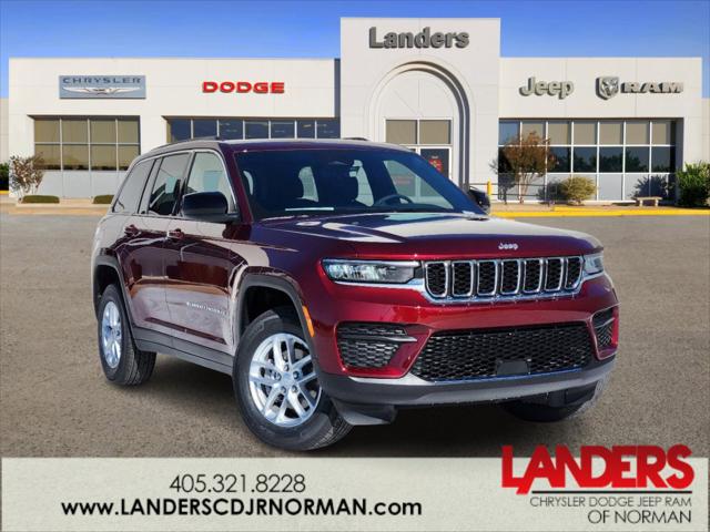 2025 Jeep Grand Cherokee GRAND CHEROKEE LAREDO X 4X4