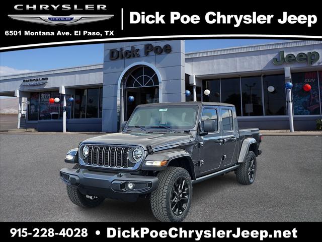 2025 Jeep Gladiator GLADIATOR NIGHTHAWK 4X4