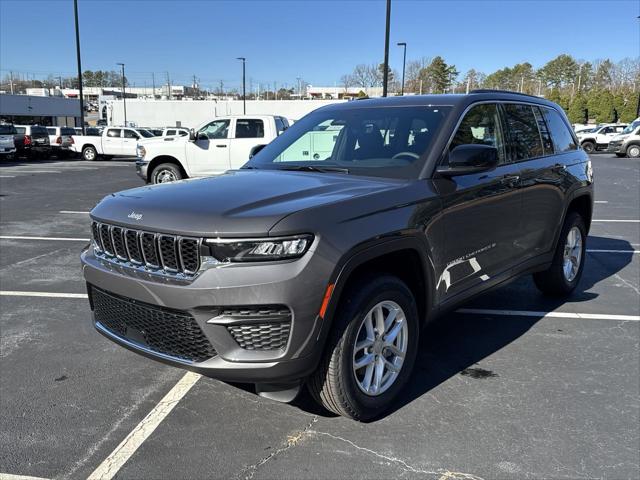 2025 Jeep Grand Cherokee GRAND CHEROKEE LAREDO X 4X4