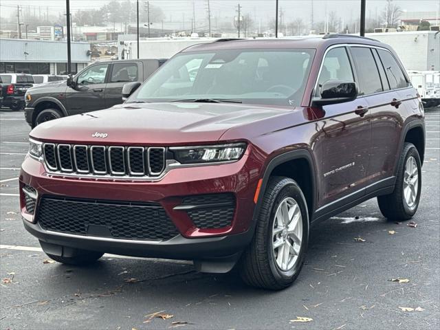 2025 Jeep Grand Cherokee GRAND CHEROKEE LAREDO X 4X4