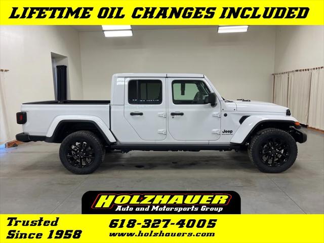 2025 Jeep Gladiator GLADIATOR NIGHTHAWK 4X4