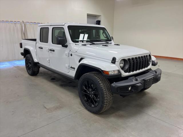 2025 Jeep Gladiator GLADIATOR NIGHTHAWK 4X4