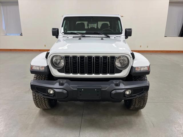 2025 Jeep Gladiator GLADIATOR NIGHTHAWK 4X4