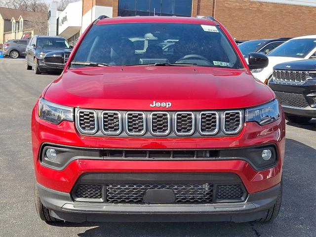 2025 Jeep Compass COMPASS LATITUDE 4X4