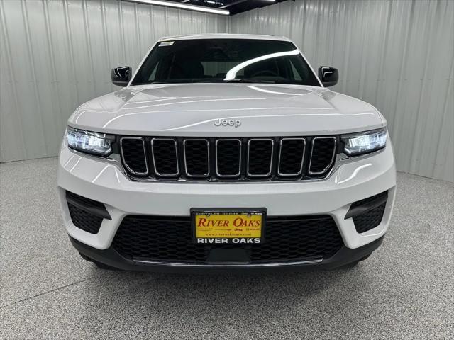 2025 Jeep Grand Cherokee GRAND CHEROKEE LAREDO X 4X4