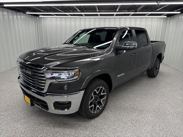 2025 RAM Ram 1500 RAM 1500 LARAMIE CREW CAB 4X2 57 BOX