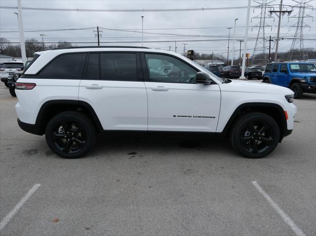2025 Jeep Grand Cherokee GRAND CHEROKEE ALTITUDE X 4X4