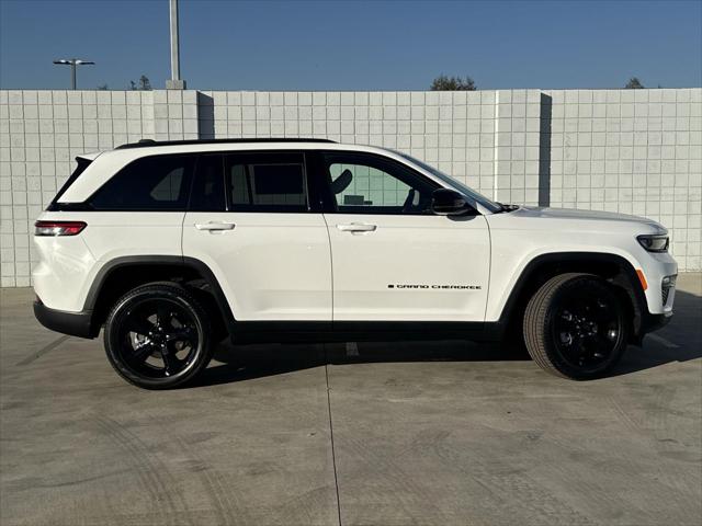 2025 Jeep Grand Cherokee GRAND CHEROKEE LIMITED 4X4