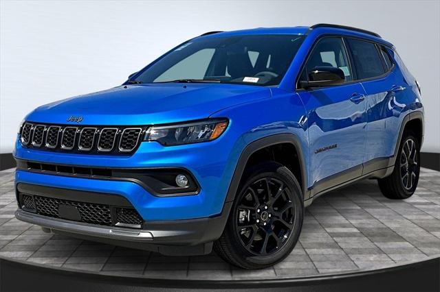 2025 Jeep Compass COMPASS LATITUDE 4X4