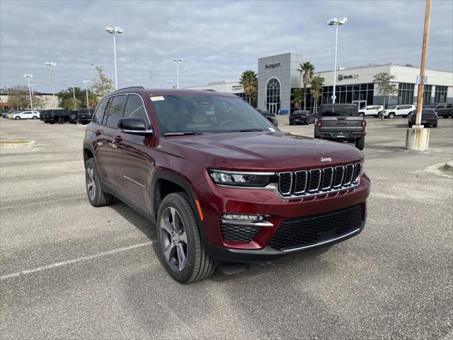 2025 Jeep Grand Cherokee GRAND CHEROKEE LIMITED 4X4