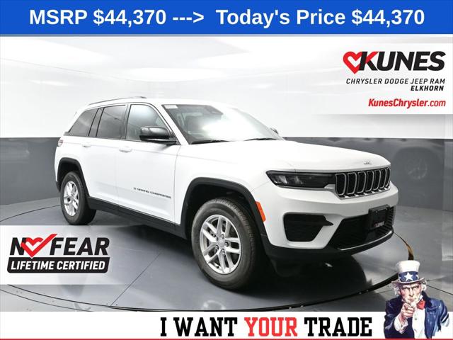 2025 Jeep Grand Cherokee GRAND CHEROKEE LAREDO X 4X4