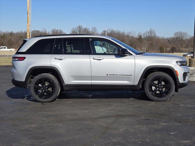 2025 Jeep Grand Cherokee GRAND CHEROKEE ALTITUDE X 4X4