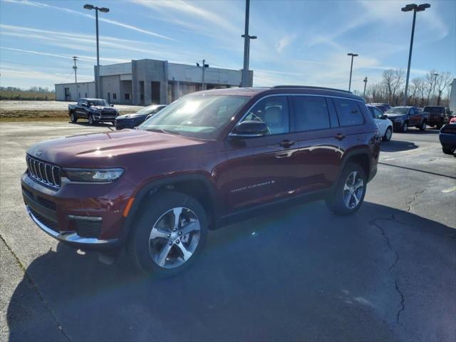 2025 Jeep Grand Cherokee GRAND CHEROKEE L LIMITED 4X4