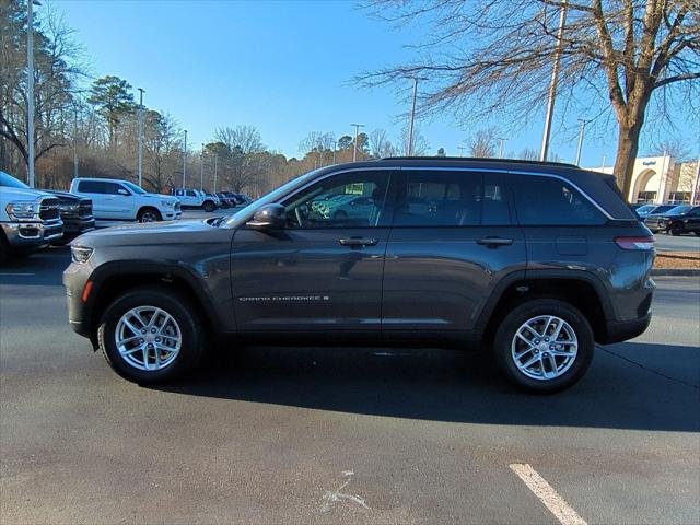 2025 Jeep Grand Cherokee GRAND CHEROKEE LAREDO X 4X4