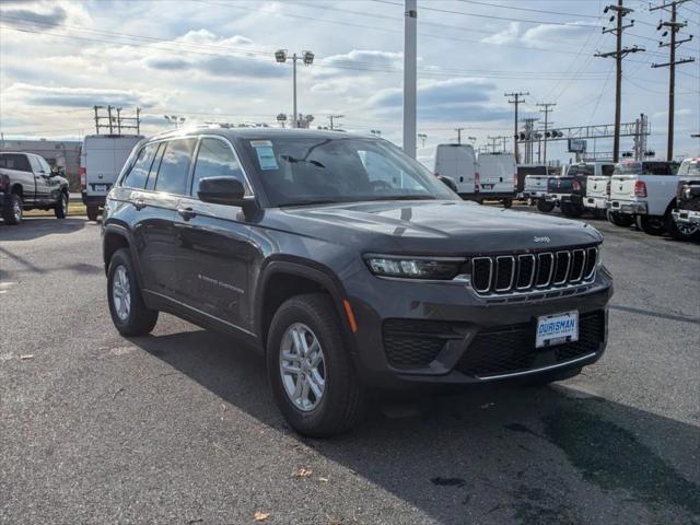 2025 Jeep Grand Cherokee GRAND CHEROKEE LAREDO 4X4