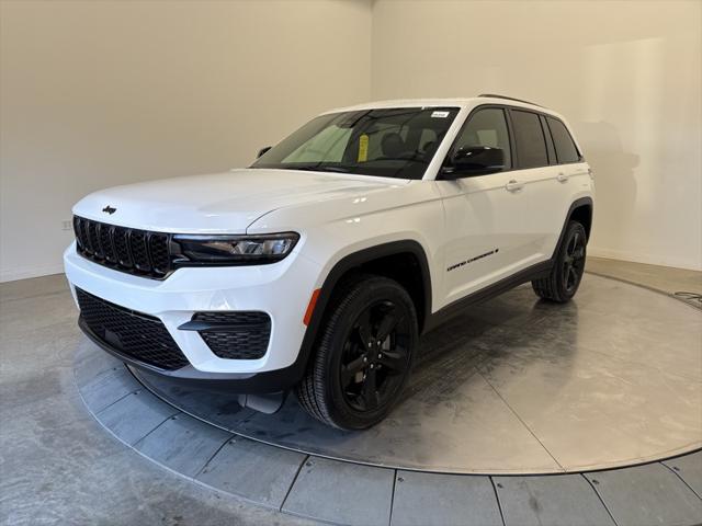 2025 Jeep Grand Cherokee GRAND CHEROKEE ALTITUDE X 4X4