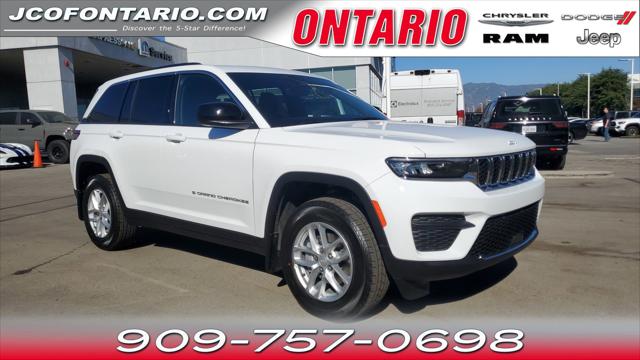 2025 Jeep Grand Cherokee GRAND CHEROKEE LAREDO X 4X4