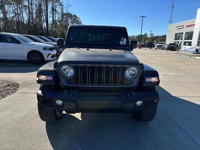 2025 Jeep Gladiator GLADIATOR NIGHTHAWK 4X4
