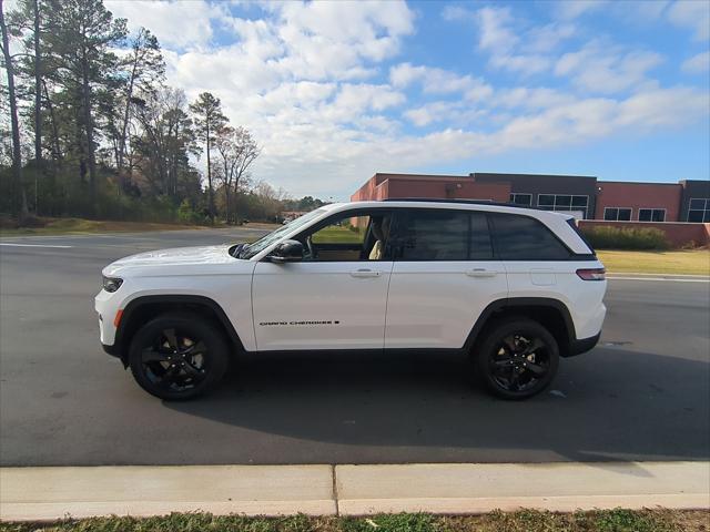 2025 Jeep Grand Cherokee GRAND CHEROKEE LIMITED 4X4