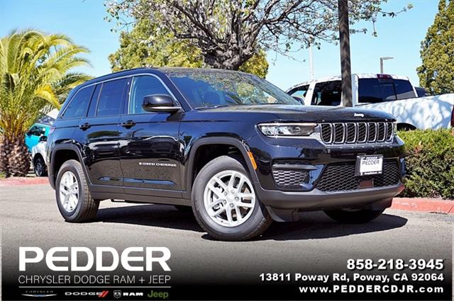 2025 Jeep Grand Cherokee GRAND CHEROKEE LAREDO X 4X4