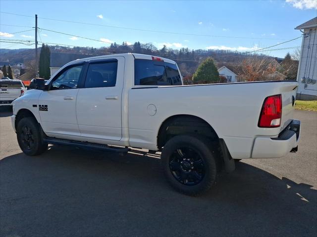 2017 RAM 2500 Big Horn Crew Cab 4x4 64 Box