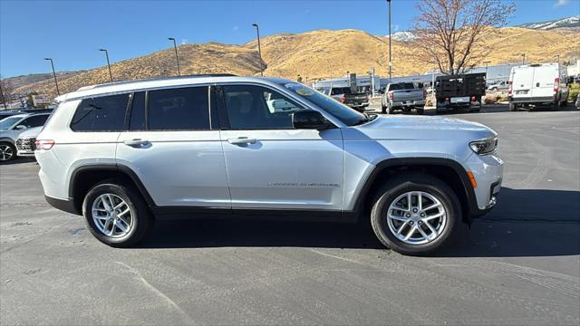 2024 Jeep Grand Cherokee L Laredo X 4x4